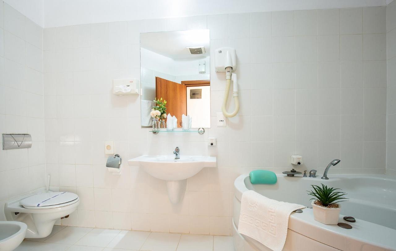 Hotel Dana 2 Satu Mare Bagian luar foto